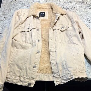 Zara Men’s Beige Jean Jacket with Sherpa Lining